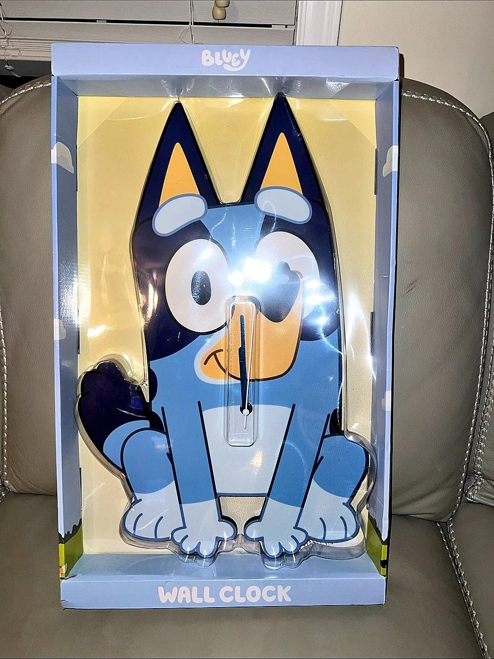Bluey Wall Clock Blue NWT
